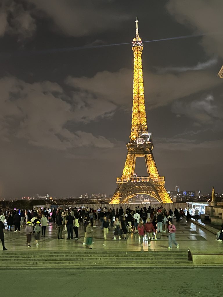 eiffel tower