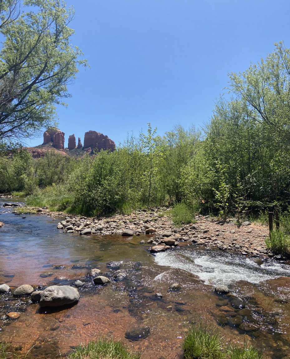 oak creek_kachina rock flowing oak creek